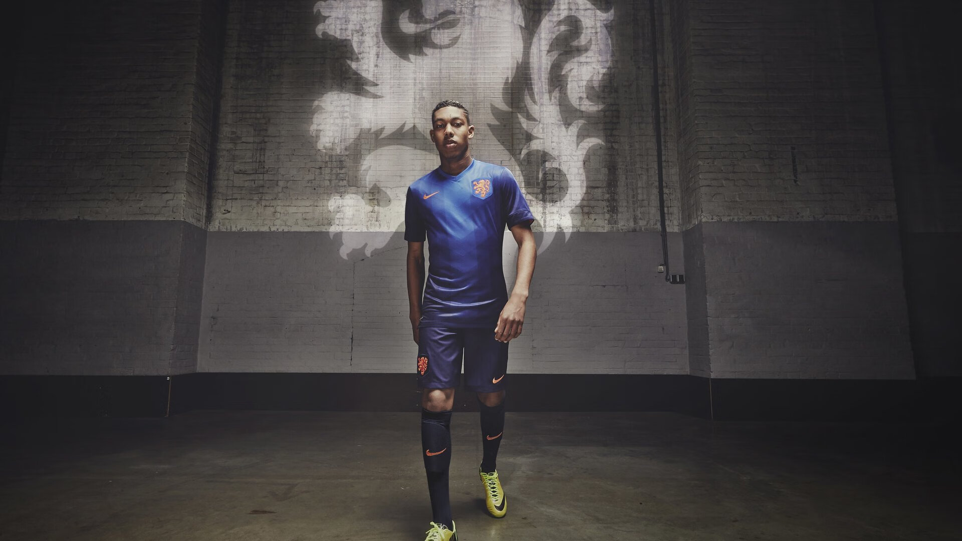 深圳新鹏城年轻球员闪耀全场,深圳鹏城足球队名单